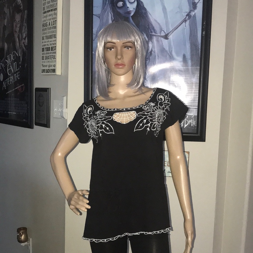 BCBG MaxAzria top